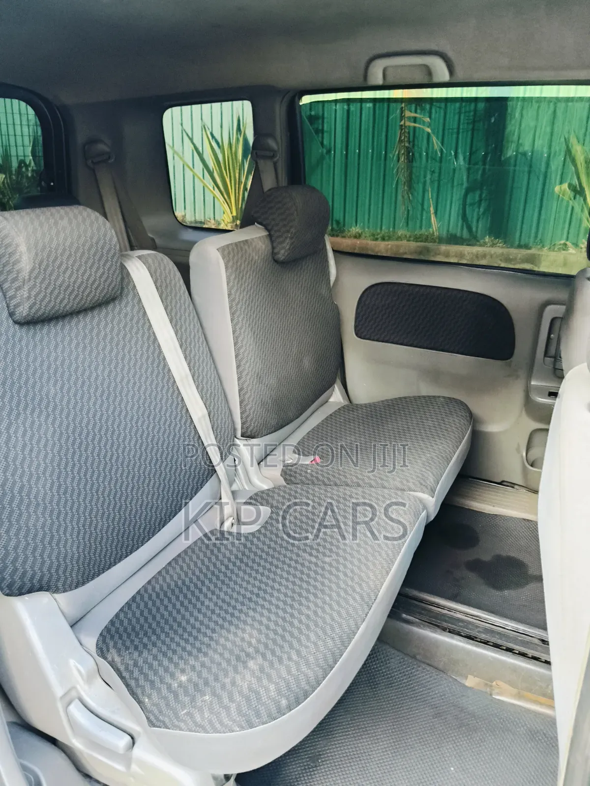 Toyota Sienta 1.5 FWD 2009 Gray