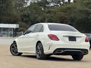 Mercedes-Benz C200 2018 White