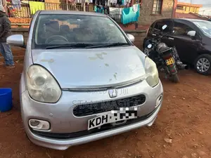 Toyota Passo 2015 Silver
