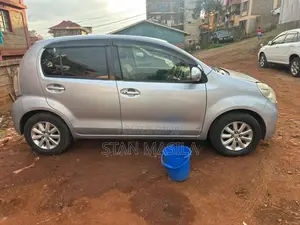 Toyota Passo 2015 Silver