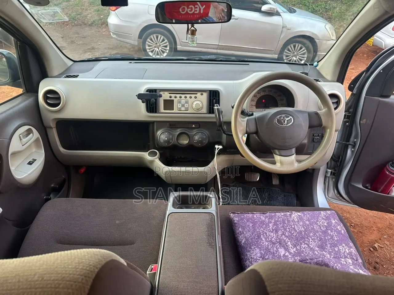 Toyota Passo 2015 Silver