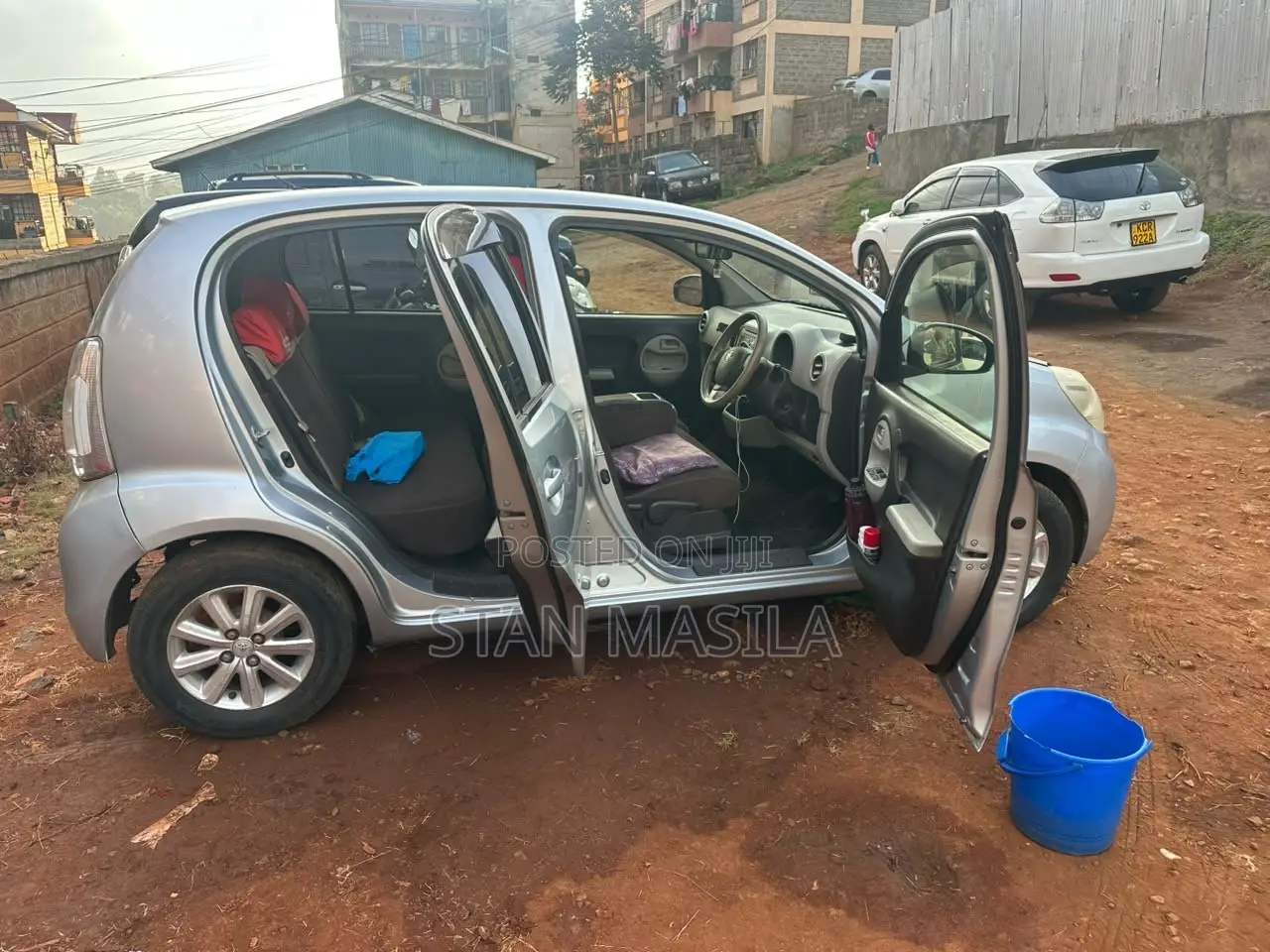 Toyota Passo 2015 Silver