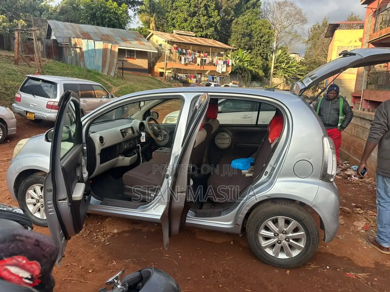 Toyota Passo 2015 Silver