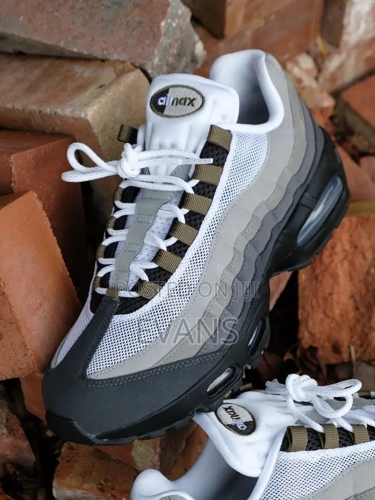 Airmax 95 (Nike)