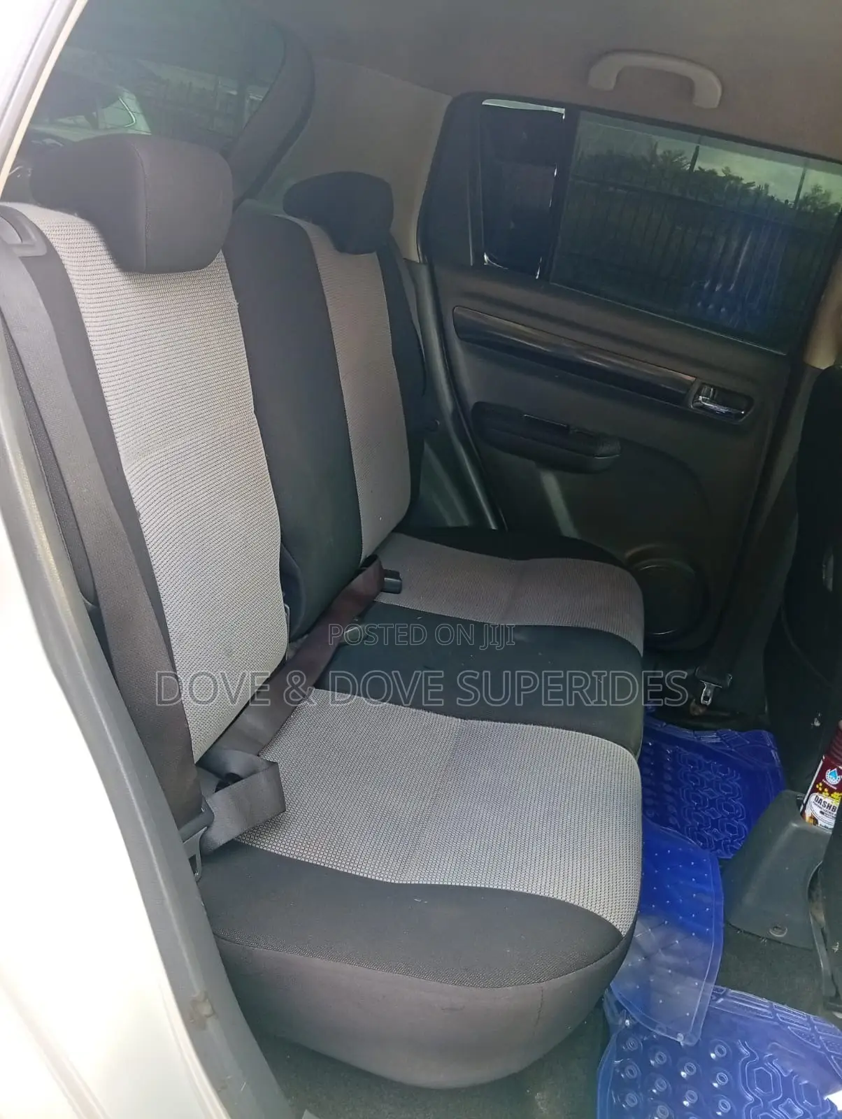 Suzuki Swift 2010 Silver