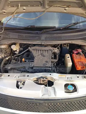 Suzuki Swift 2010 Silver