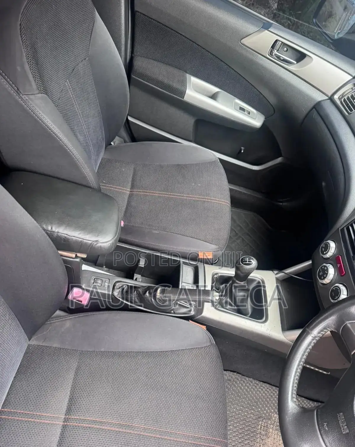 Subaru Forester 2010 Gold