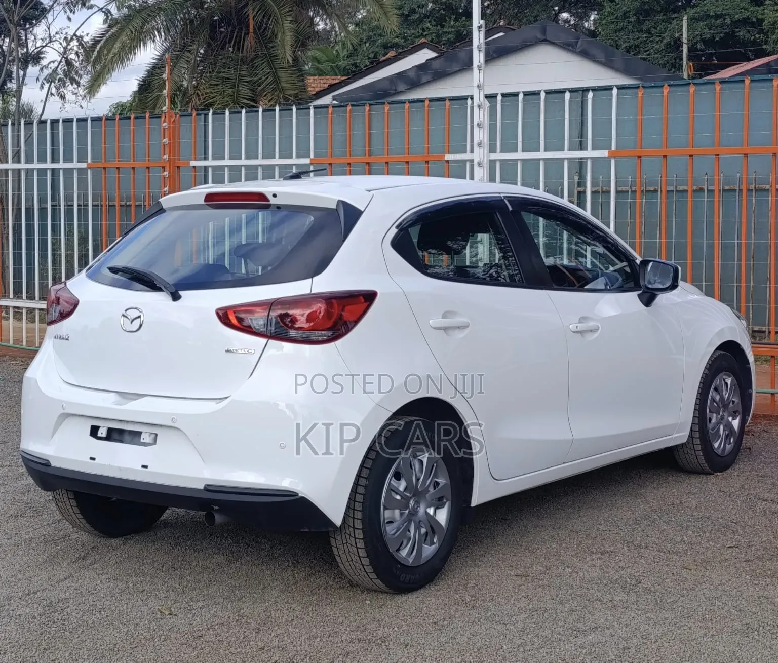 Mazda 2 2020 White