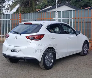 Mazda 2 2020 White