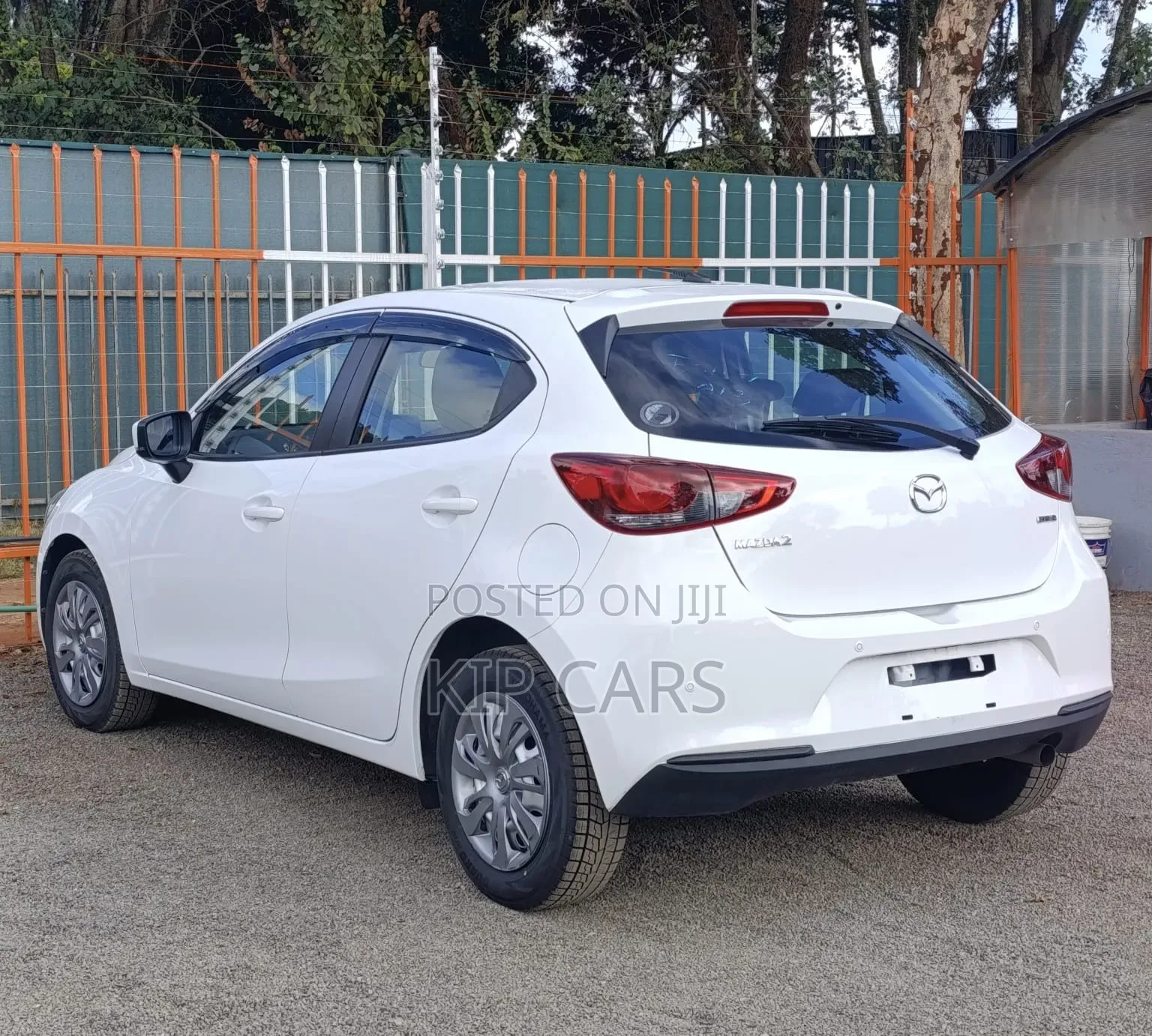 Mazda 2 2020 White