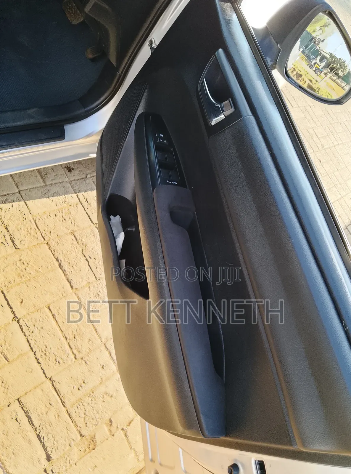 Toyota Corolla Fielder 1.5 Hybrid FWD 2014 Silver