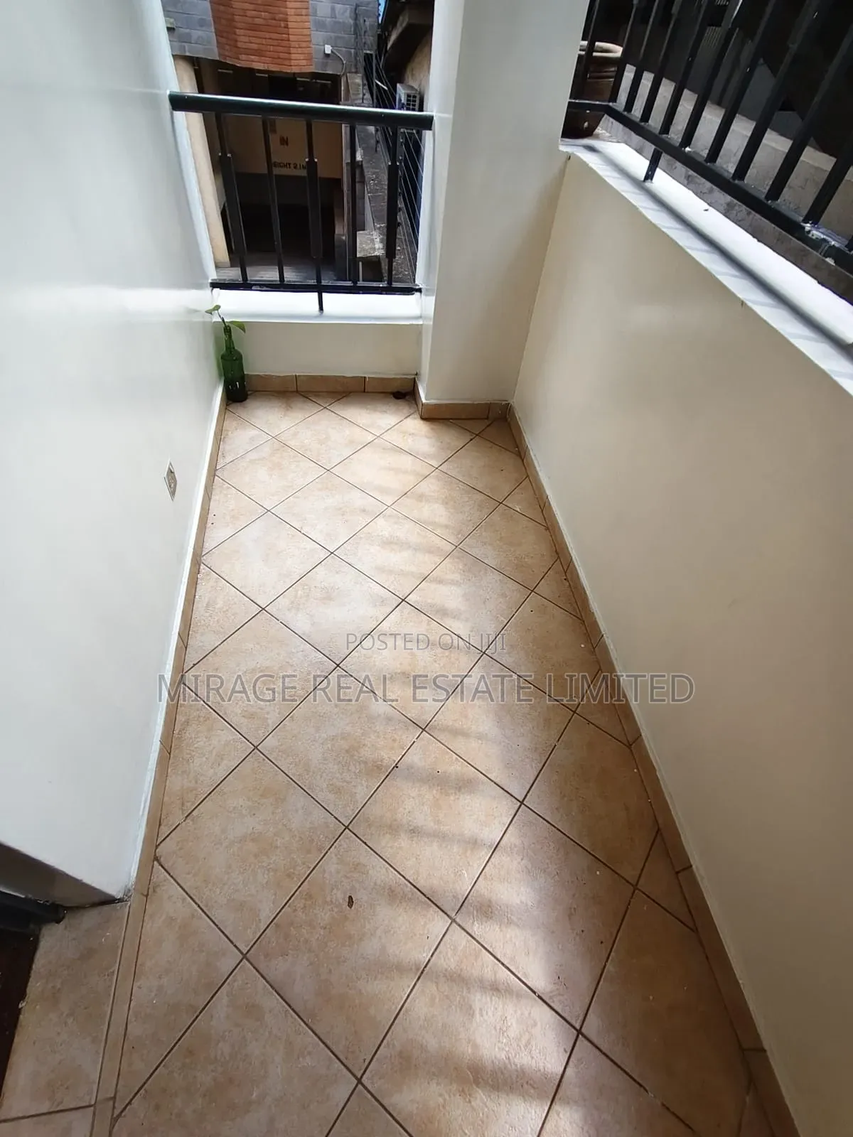 3bdrm Apartment in Raphta Road Area for rent