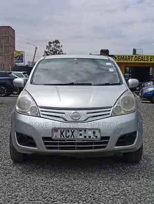 Nissan Note 2012 Silver