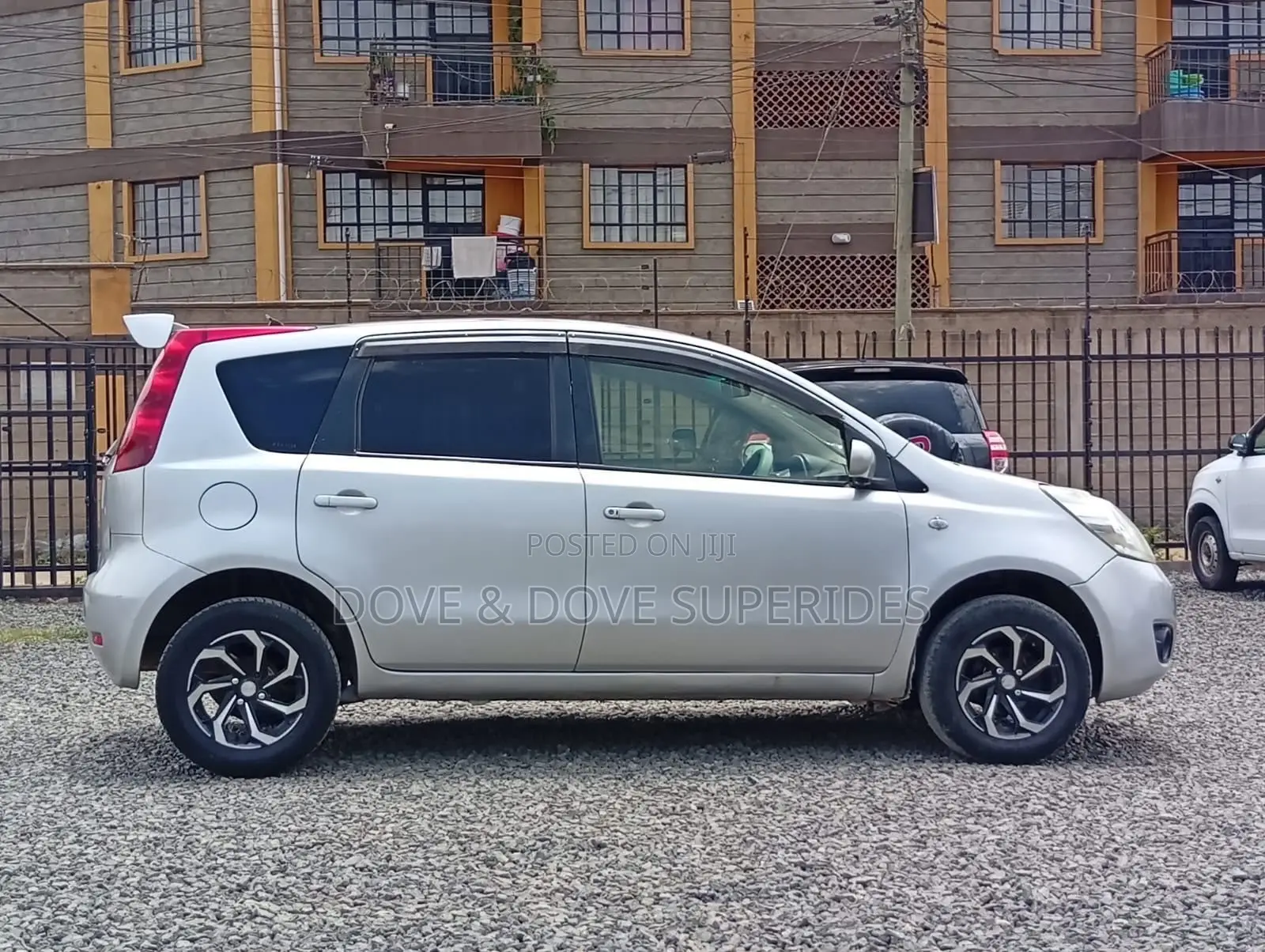 Nissan Note 2012 Silver