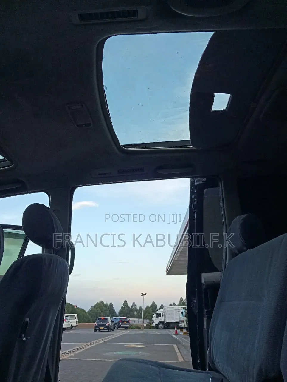 Toyota Noah 2.0 AWD (8 Seater) 2003 Gray
