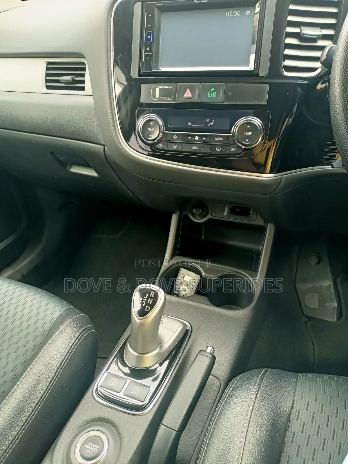 Mitsubishi Outlander 2015 Blue
