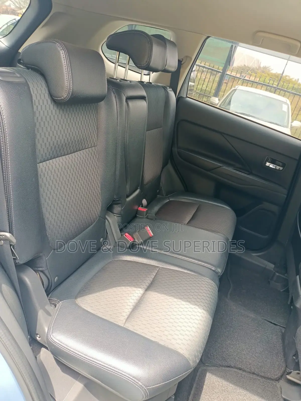 Mitsubishi Outlander 2015 Blue