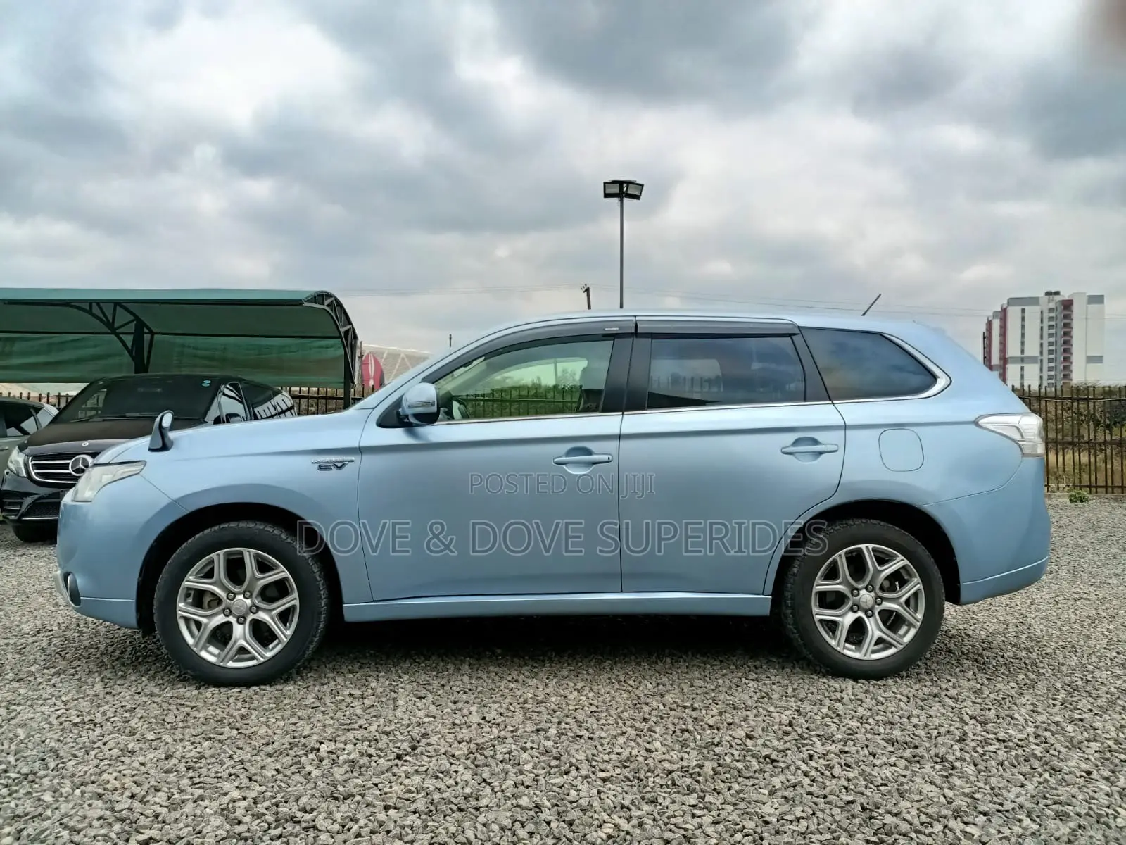 Mitsubishi Outlander 2015 Blue