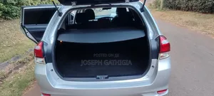 Toyota Corolla Fielder 2018 Silver