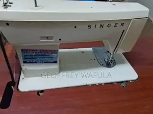 Singer Tailoring Machine