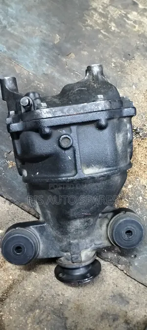 Toyota Mark X Rear Differential
