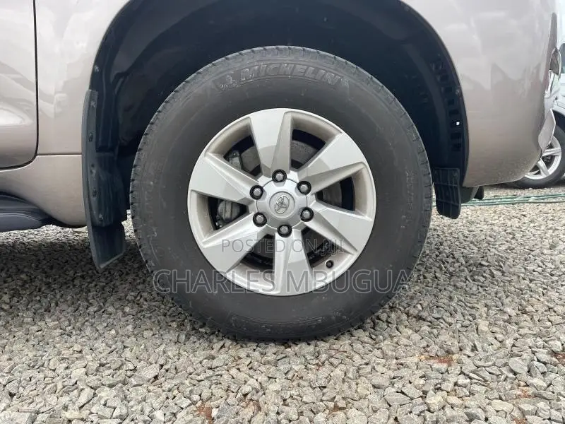 Toyota Land Cruiser Prado 2.8 2021 Gold