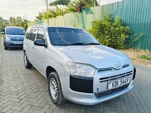 Toyota Succeed 2015 Silver