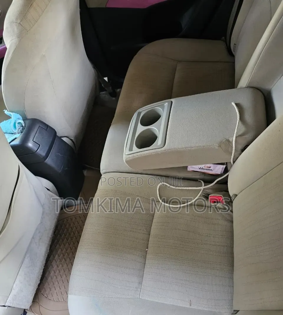 Toyota Auris 2008 Gray
