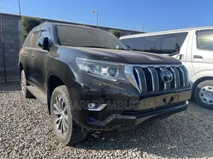 Toyota Land Cruiser Prado 2.8 2021 Black