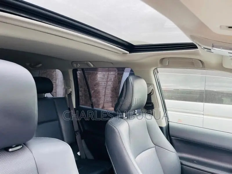 Toyota Land Cruiser Prado 2.8 2021 Black