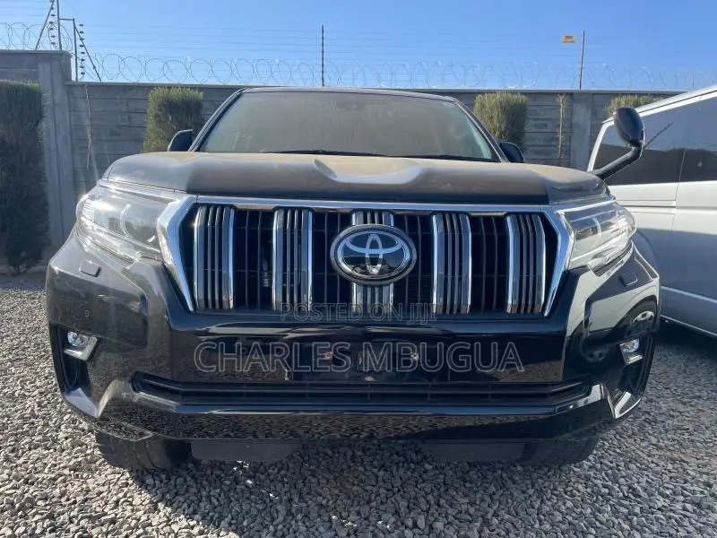 Toyota Land Cruiser Prado 2.8 2021 Black