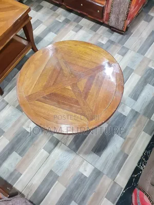 Round Mahogany Pedestal Side Table — Inlaid Wood Design
