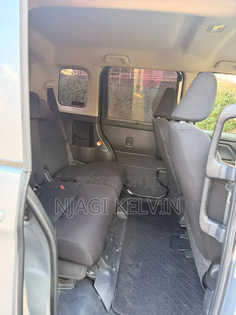 Toyota Roomy 2017 Silver