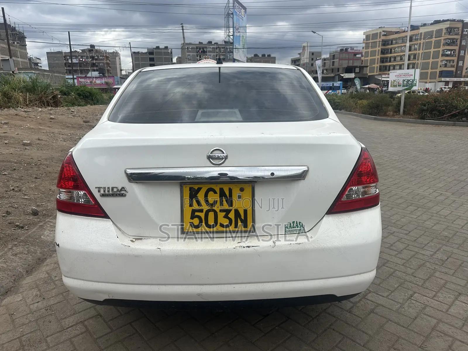 Nissan Tiida 2010 White