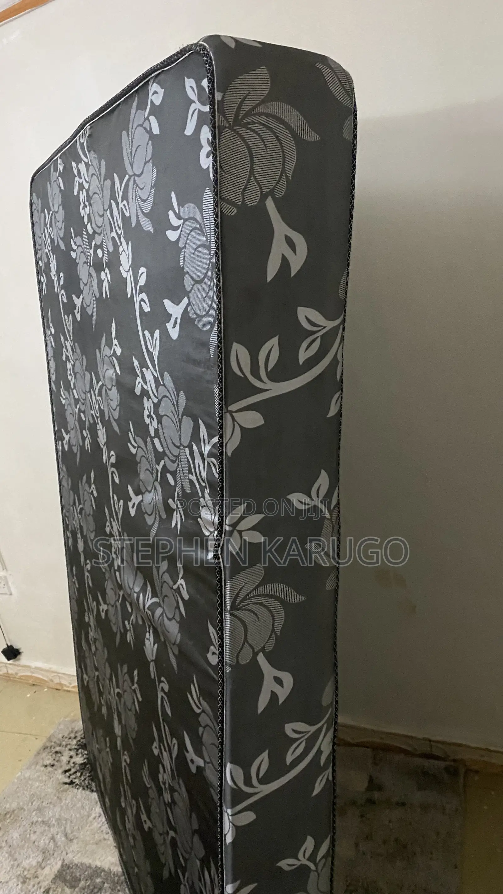4×6 Morning Glory Mattress – Good Condition
