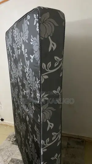 4×6 Morning Glory Mattress – Good Condition