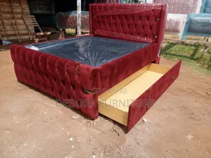 Luxury 5×6 Chester Bed + Spacious Storage Drawers