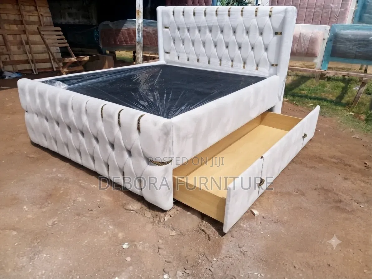 Luxury 5×6 Chester Bed + Spacious Storage Drawers