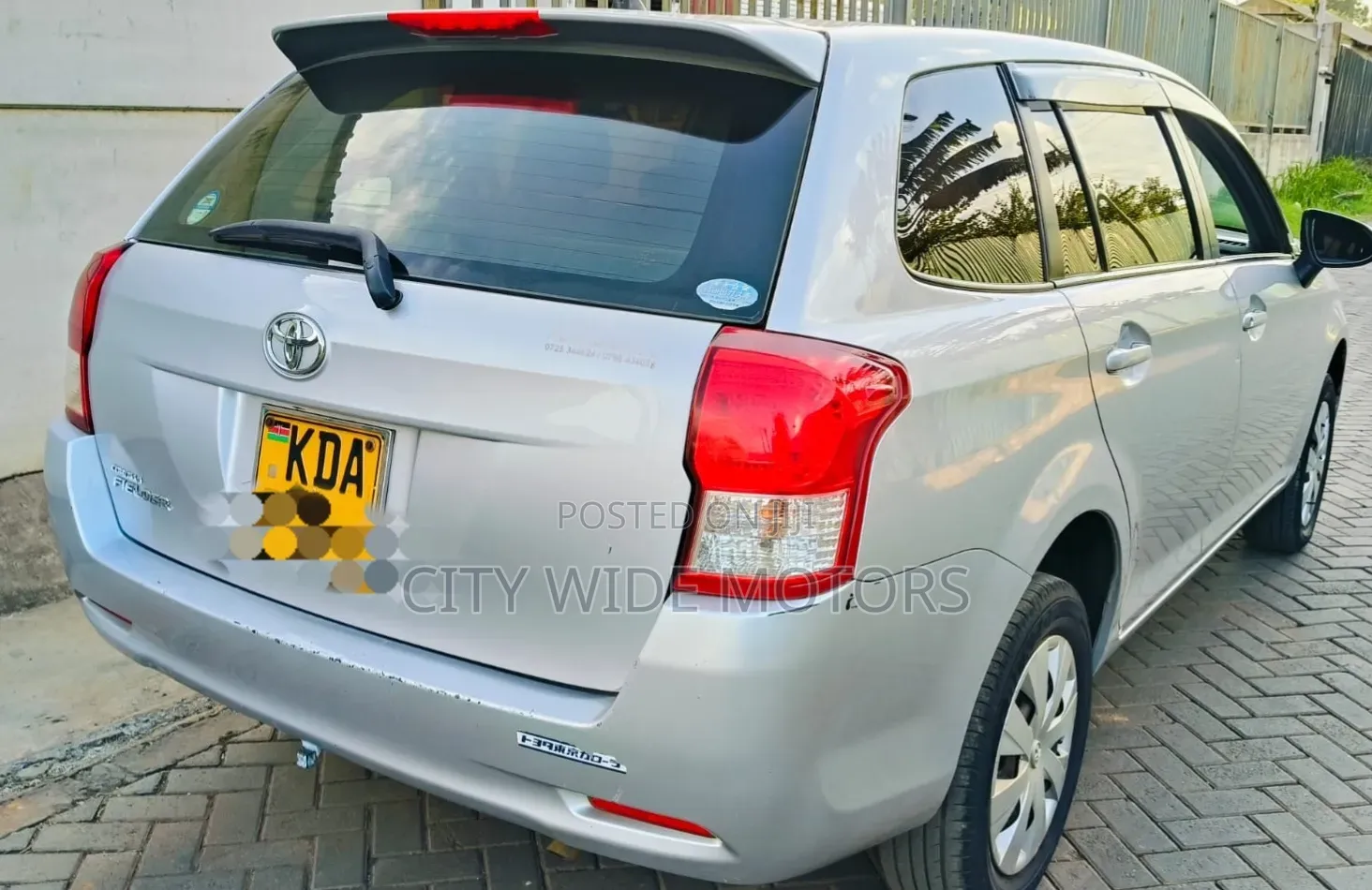 Toyota Corolla Fielder 1.5 Petrol AWD 2014 Silver