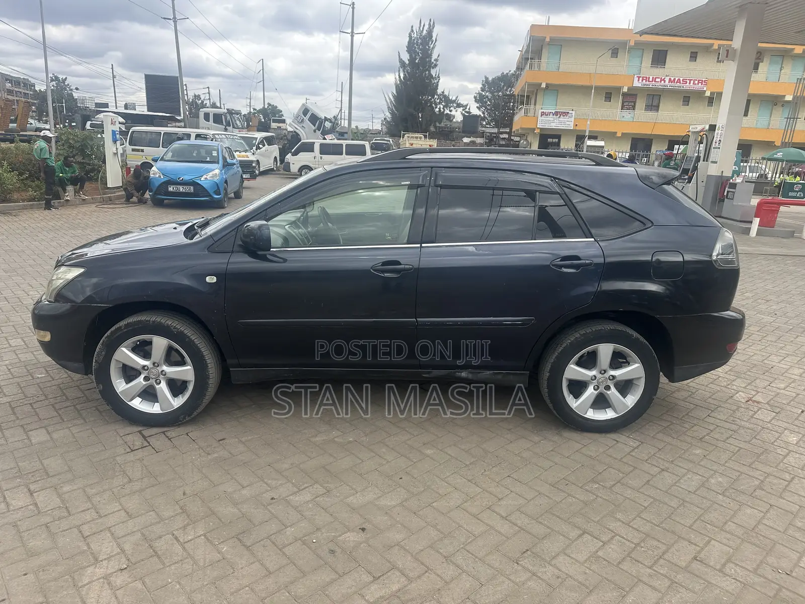 Toyota Harrier 2005 Black