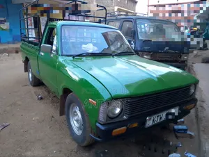 Toyota Hilux 1992 Green