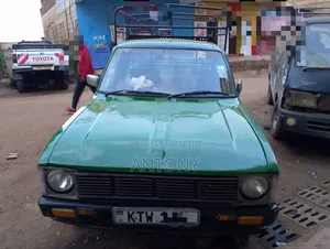 Toyota Hilux 1992 Green
