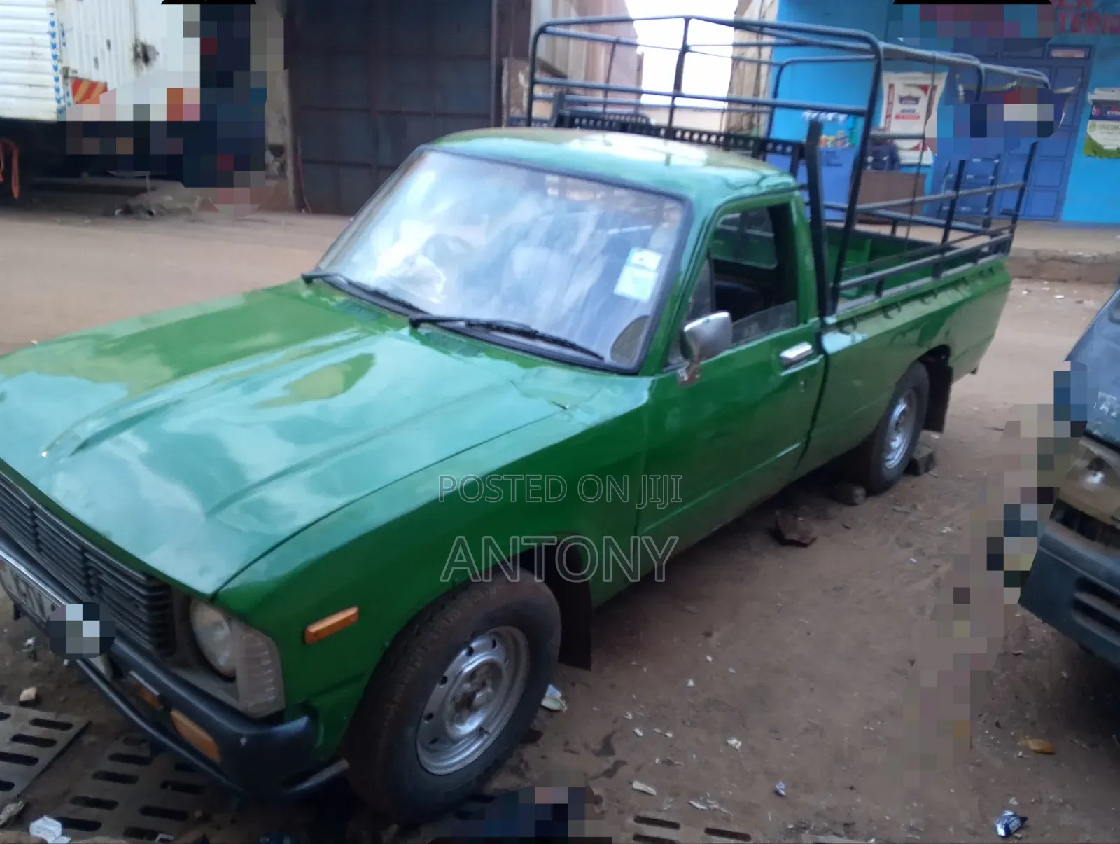 Toyota Hilux 1992 Green