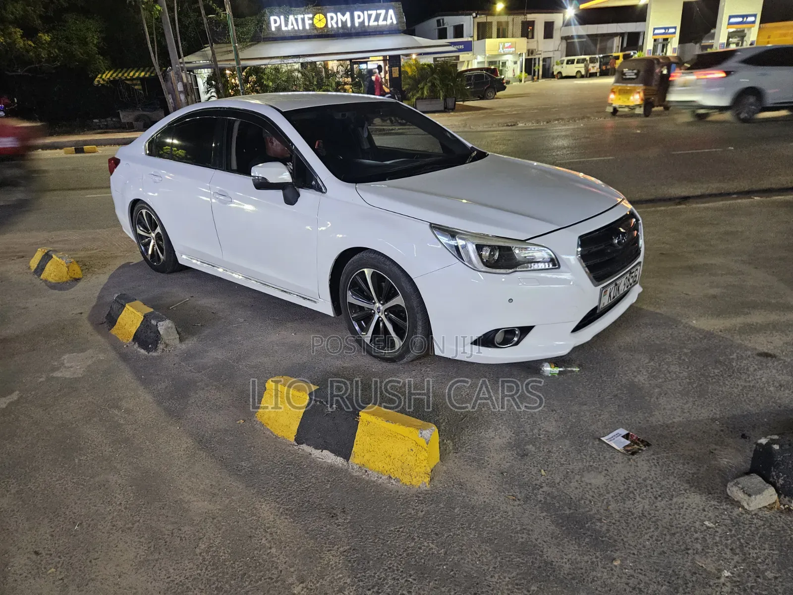 Subaru Legacy 2016 White
