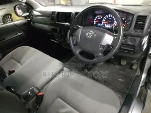 Toyota HiAce 2019 Silver