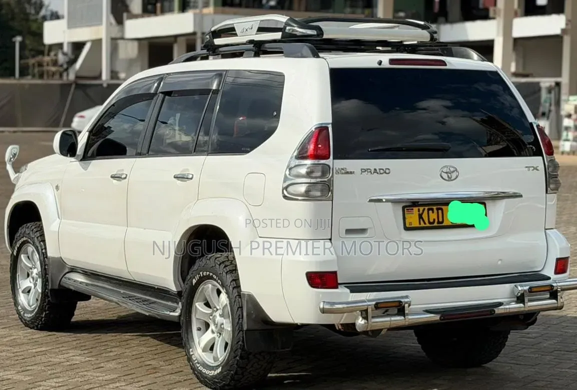 Toyota Land Cruiser Prado 2008 White