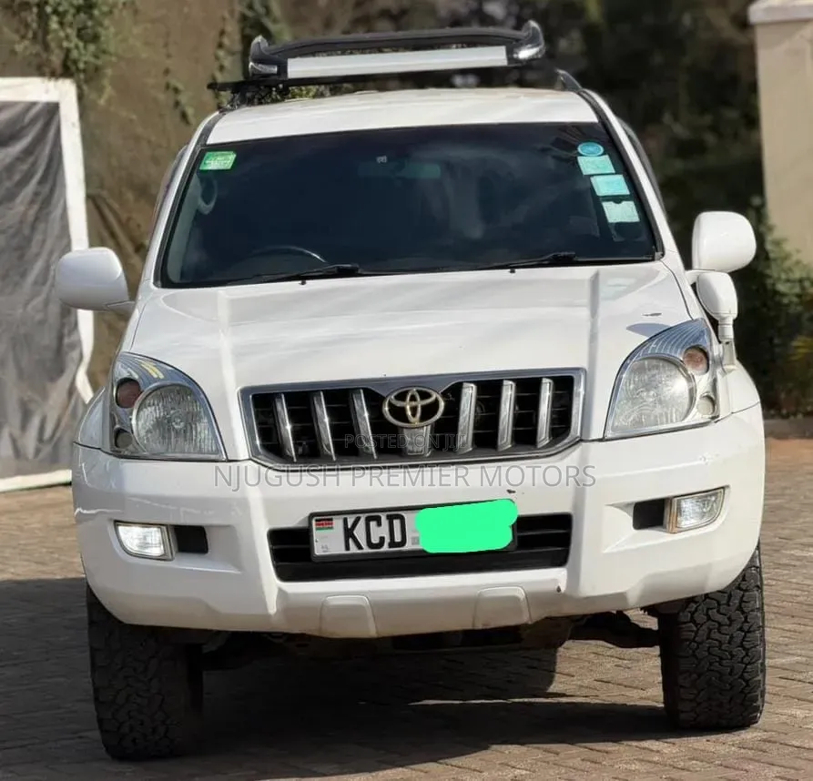 Toyota Land Cruiser Prado 2008 White