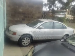 Volkswagen Passat 1.8 1997 Silver