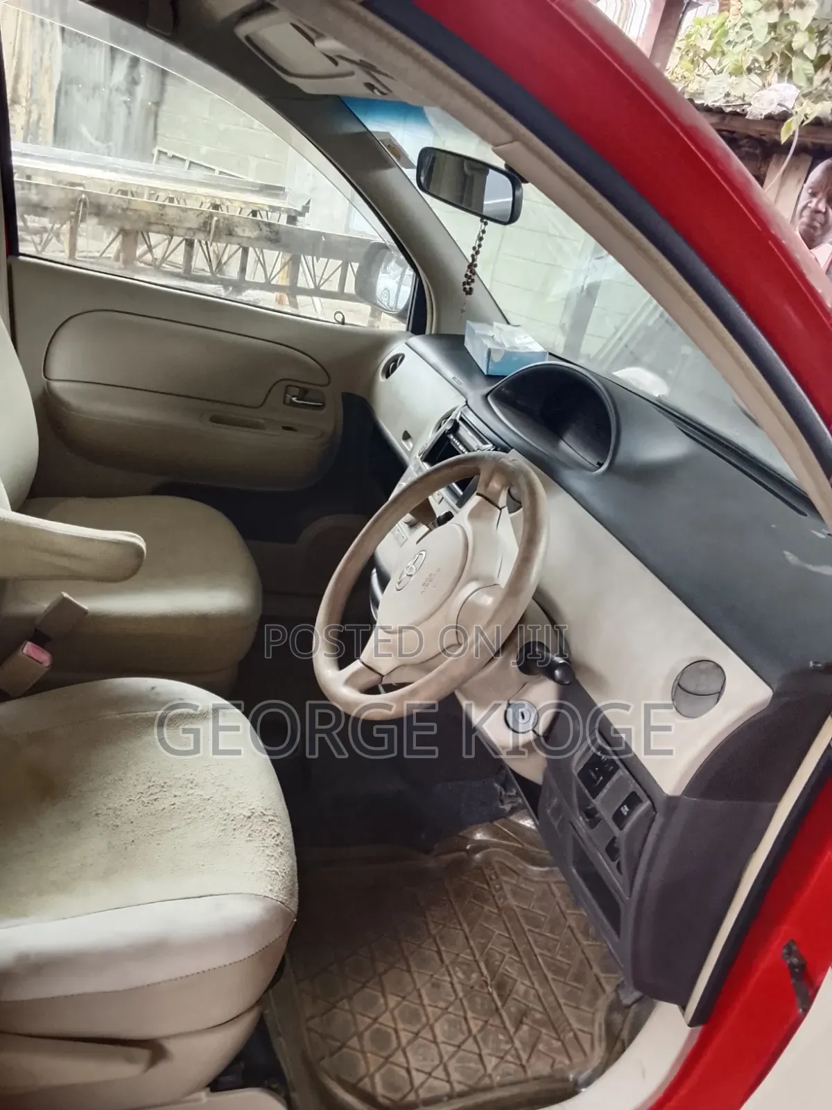 Toyota Sienta 1.5 FWD 2005 Red