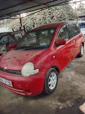 Toyota Sienta 1.5 FWD 2005 Red